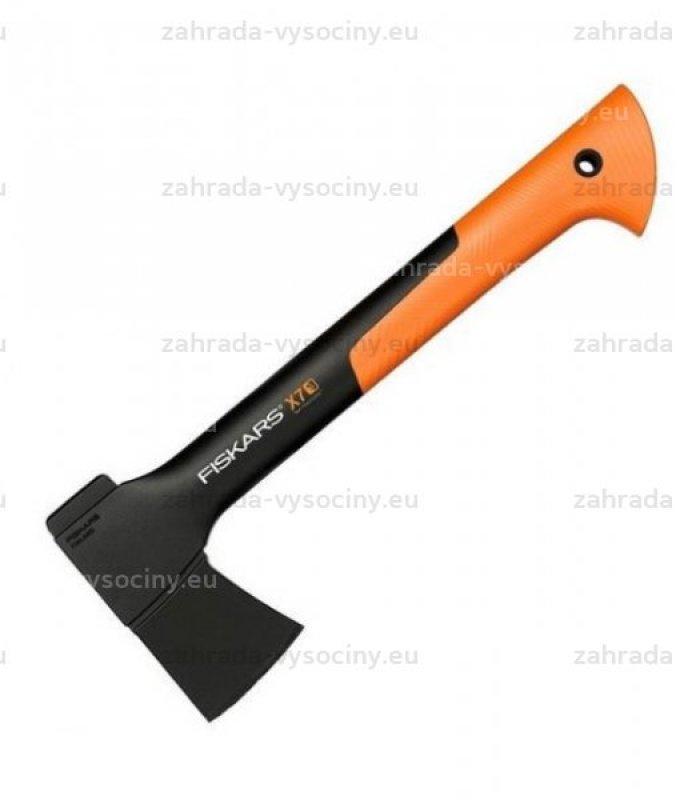 Fiskars sekera X7 univerzální